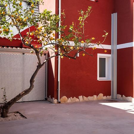 Corte Dei Limoni - Affittacamere - Living SantʼAntìoco Esterno foto